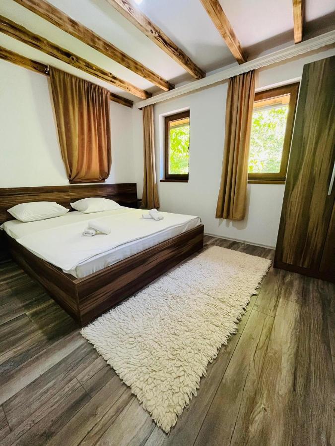 6 New River View Apartments บีฮัช ภายนอก รูปภาพ
