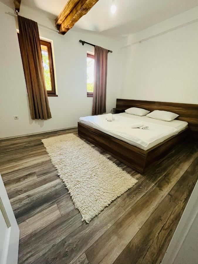 6 New River View Apartments บีฮัช ภายนอก รูปภาพ